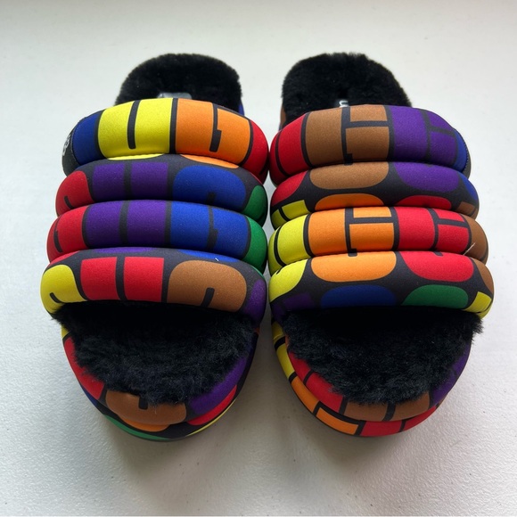 Ugg NWOB Logo Pride Maxi Slide Multicolor Rainbow Slip On SZ 7 Platform Sandals - Picture 3 of 13